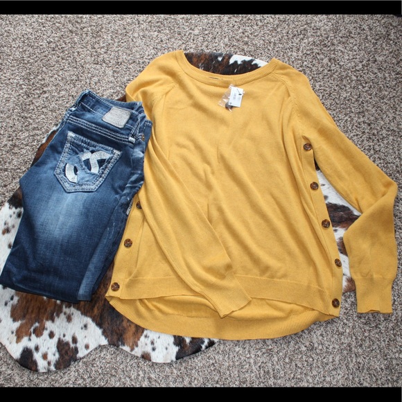 Outback Red Sweaters - NWT Mustard Sweater